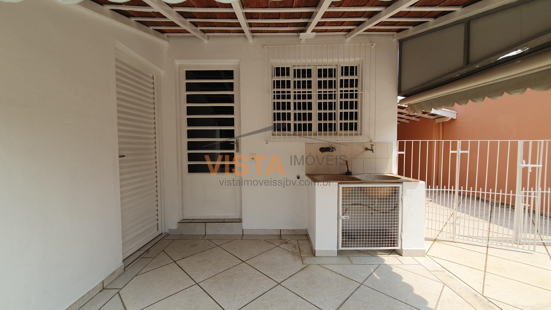 Casa para alugar com 2 quartos, 1 banheiro, 3 vagas e 90m² no Jardim Recanto do Jaguari, São João da Boa Vista (SP) — foto 9 de 16