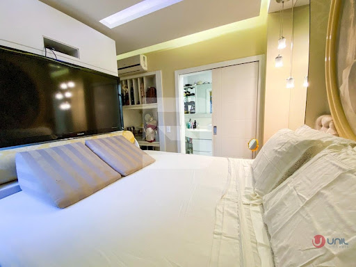 Apartamento com 2 Suítes – Centro – Florianópolis/SC
