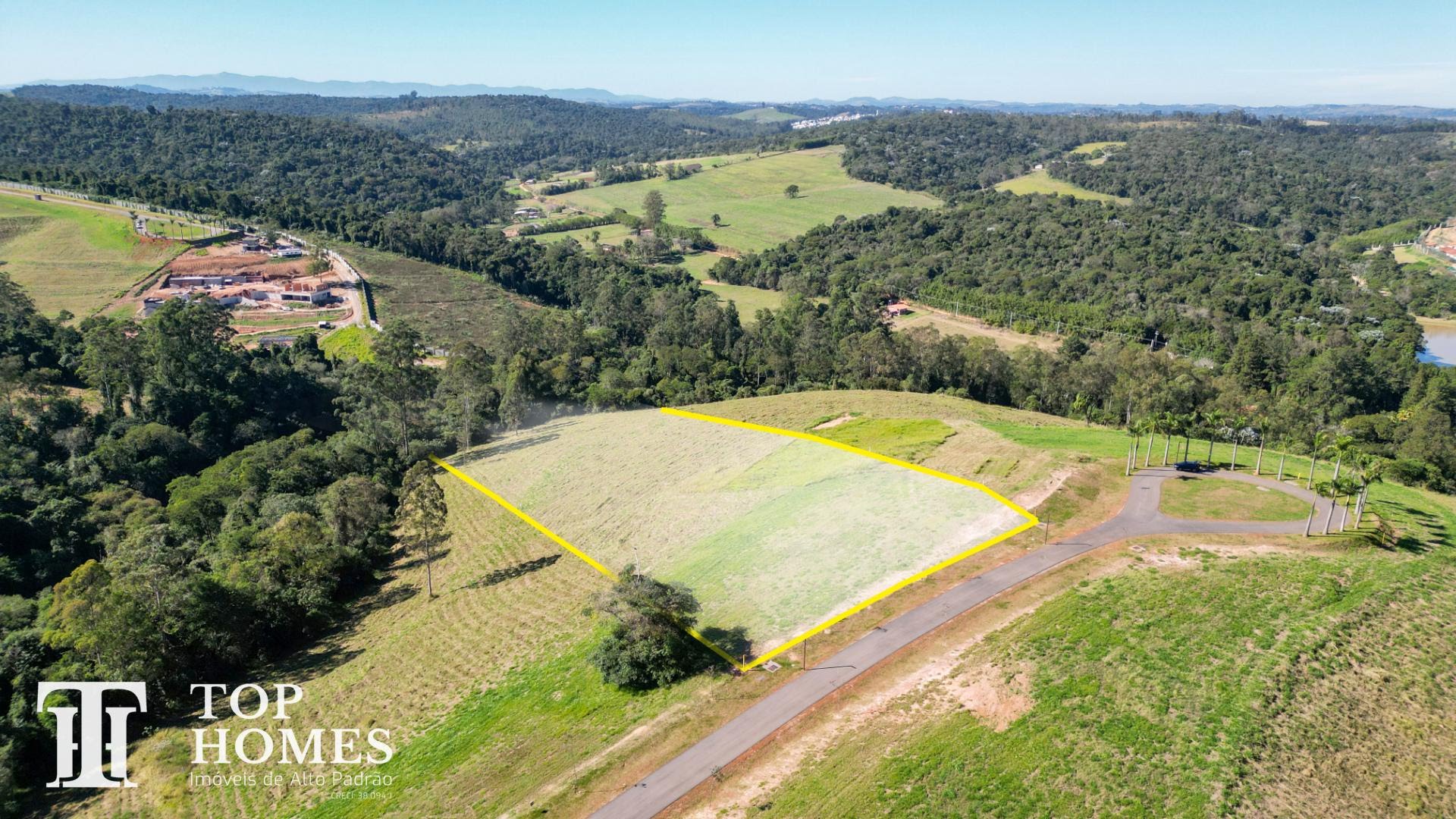 Terreno / Lote à venda no condomínio Almarias em Jarinu / Jundiaí