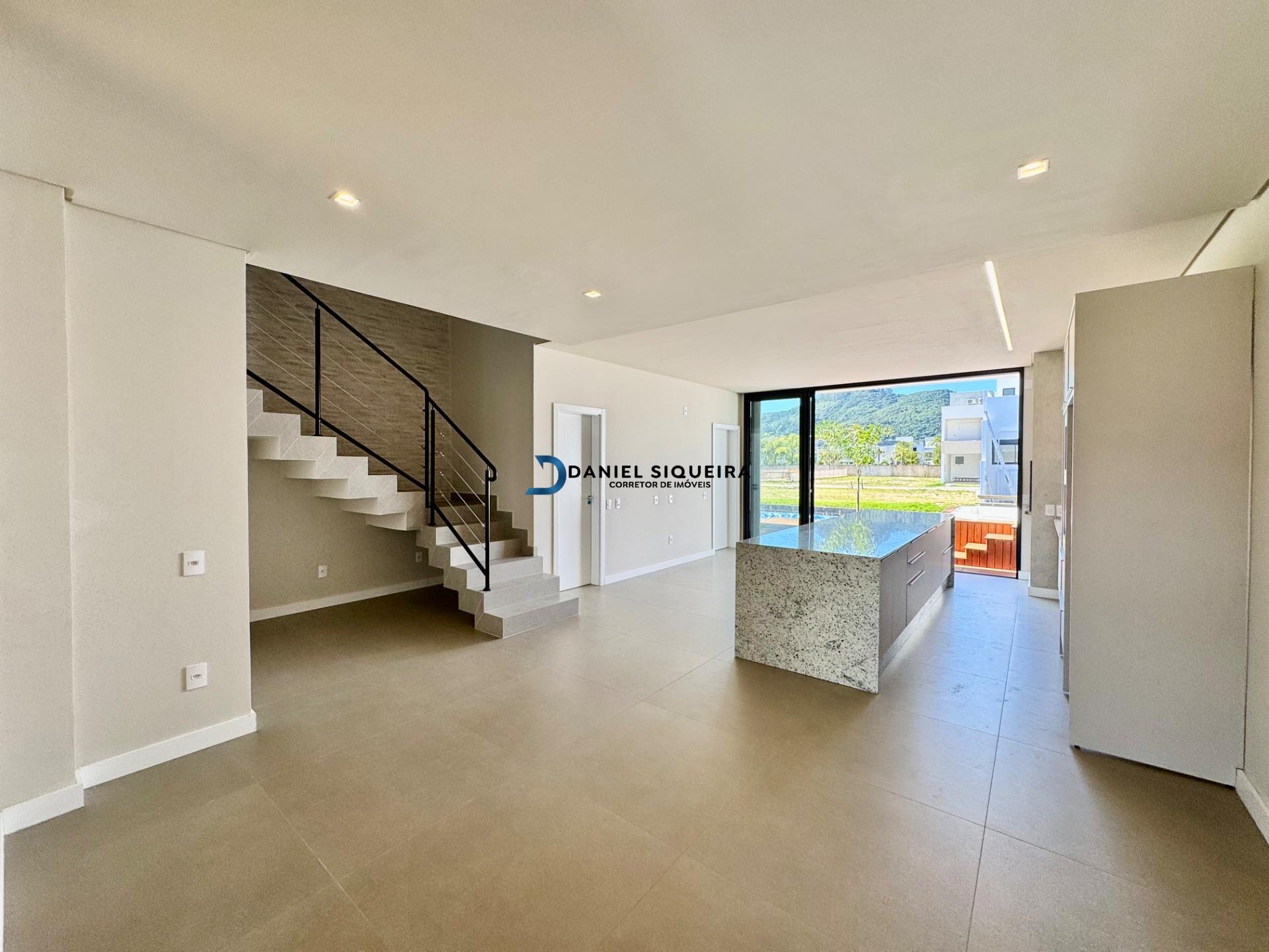 Casa à venda com 3 quartos, 3 suítes, 4 vagas e 215m² no Bairro Deltaville, Biguaçu (SC) — foto 5 de 30