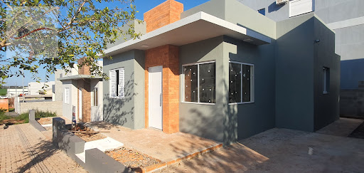 🟢Vende se  casa de alvenaria em bairro Novo Leste - Ijuí, RS, ligue 984030298 - ( casa 2 - meio) 