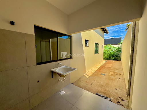 Casa em Goianiense 2  -  Catalão