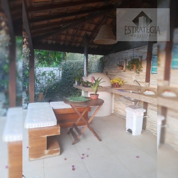 Casa à venda com 2 quartos, 1 suíte, 2 vagas e 240m² no Quitandinha, Petrópolis (RJ) — foto 8 de 29