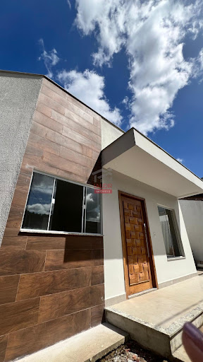Casa à Venda em Planície da Serra, 3 Quartos, 79m², R$650mil
