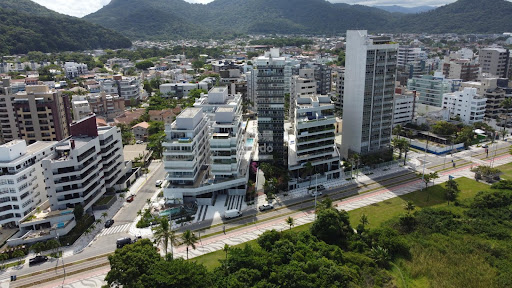 Apartamento a venda frente mar em Caiobá - Matinhos, PR