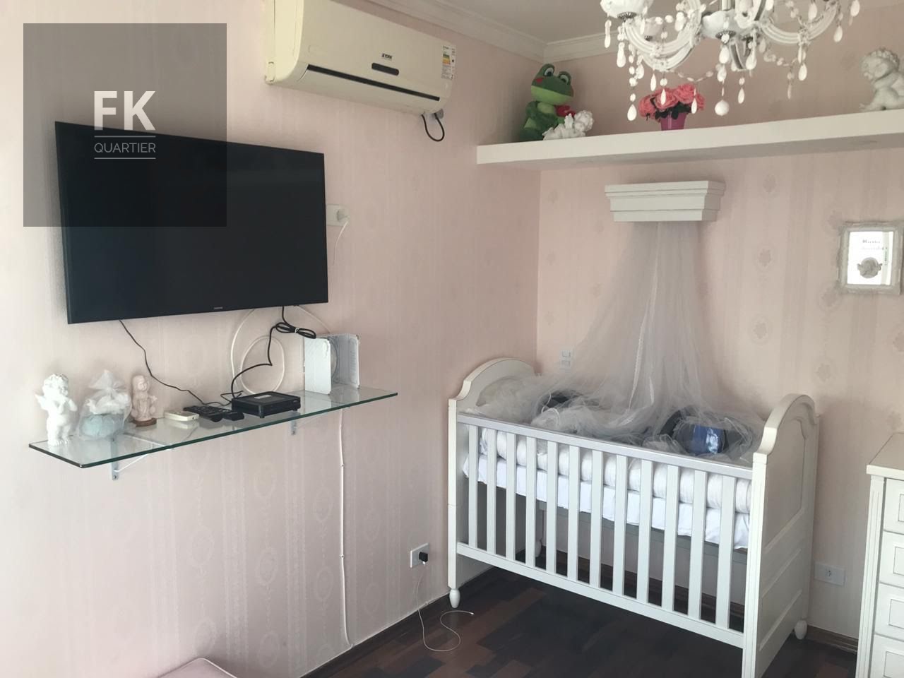 Casa à venda com 4 quartos, 4 suítes, 4 vagas e 368m² no Alphaville Conde II, Barueri (SP) — foto 19 de 26