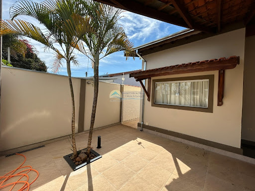 Casa em Jardim do Horto   -  Casa Branca