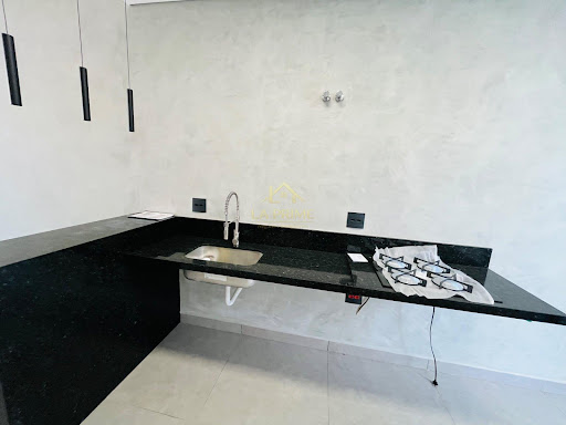 Casa em Condomínio no Jardim Eucaliptos em Sorocaba, 143,23m²,  03 dormitórios, 01 suíte , 04 vagas de garagem.