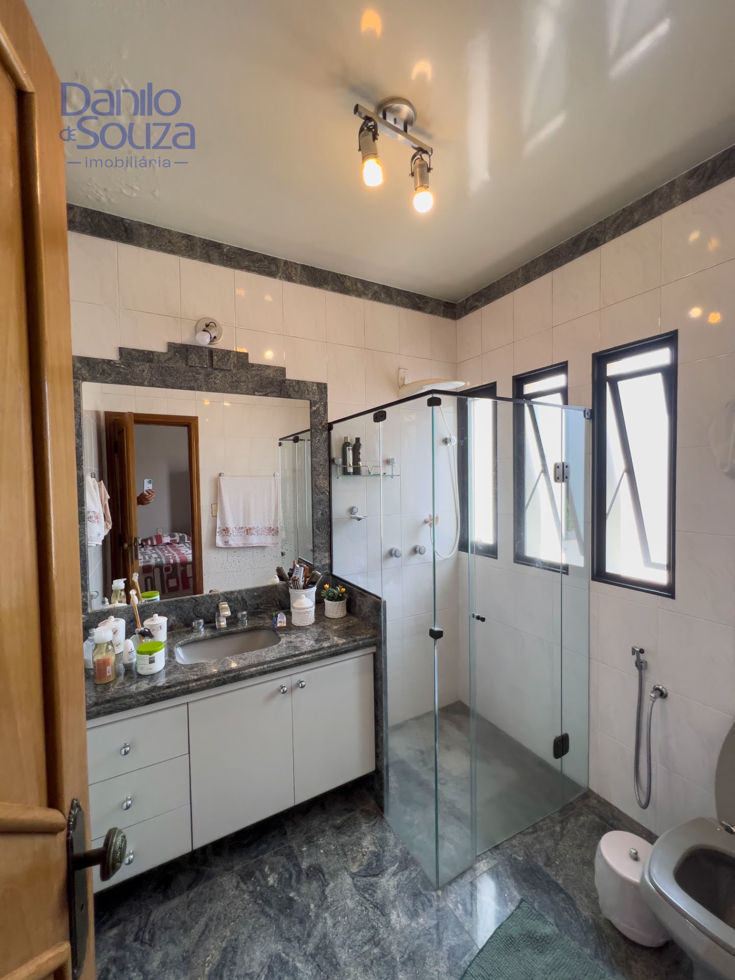 Casa à venda com 4 quartos, 2 suítes, 4 vagas e 576m² no Centro, Araxá (MG) — foto 14 de 24