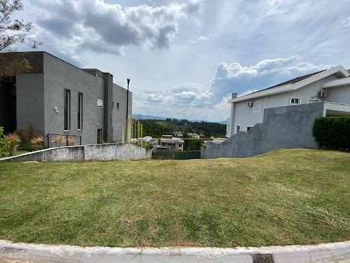Lote Em Condomínio Fechado em Residencial Valville I  -  Santana de Parnaíba