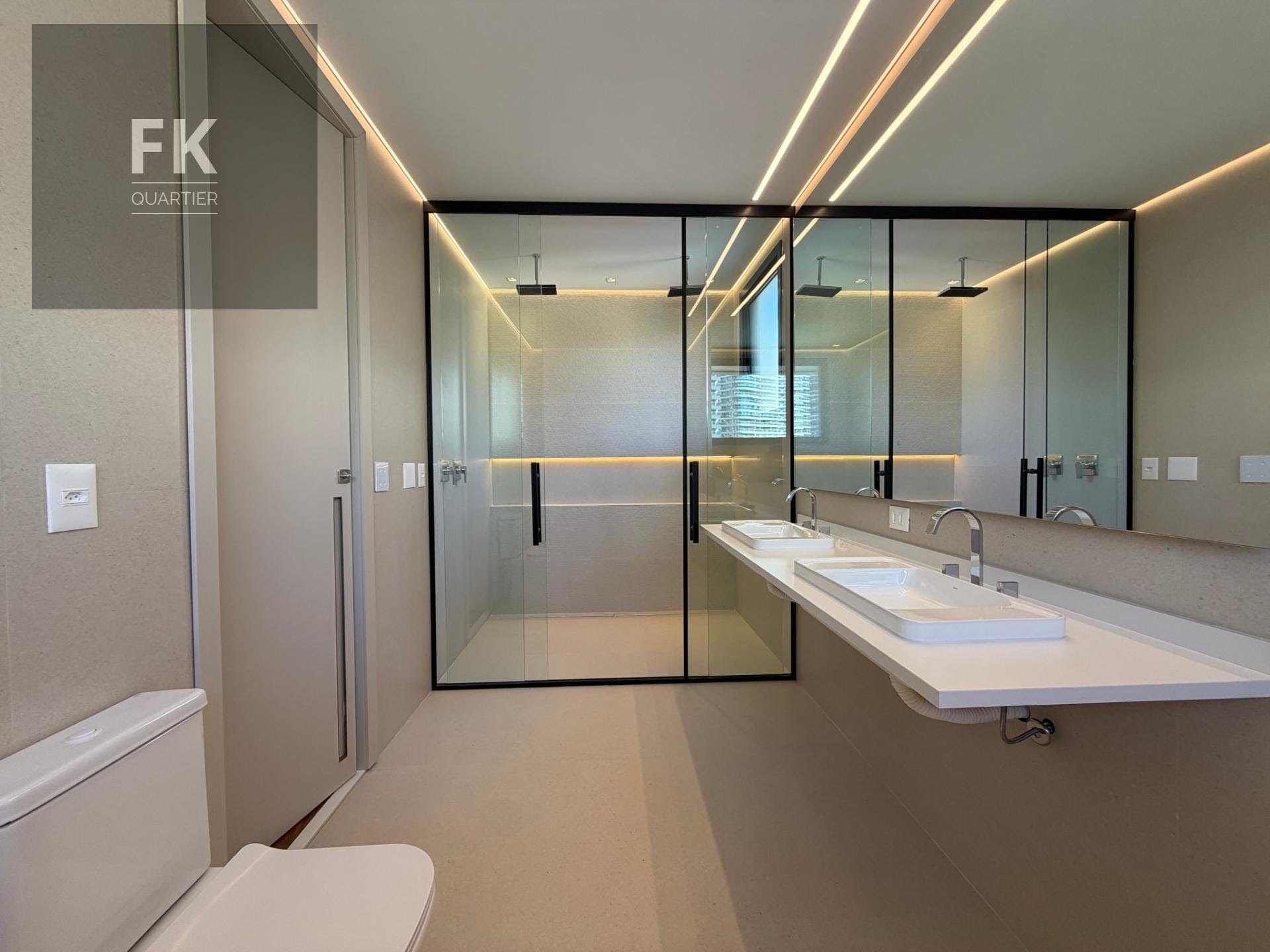 Casa à venda com 5 quartos, 5 suítes, 6 vagas e 490m² no Alphaville, Santana de Parnaíba (SP) — foto 26 de 30