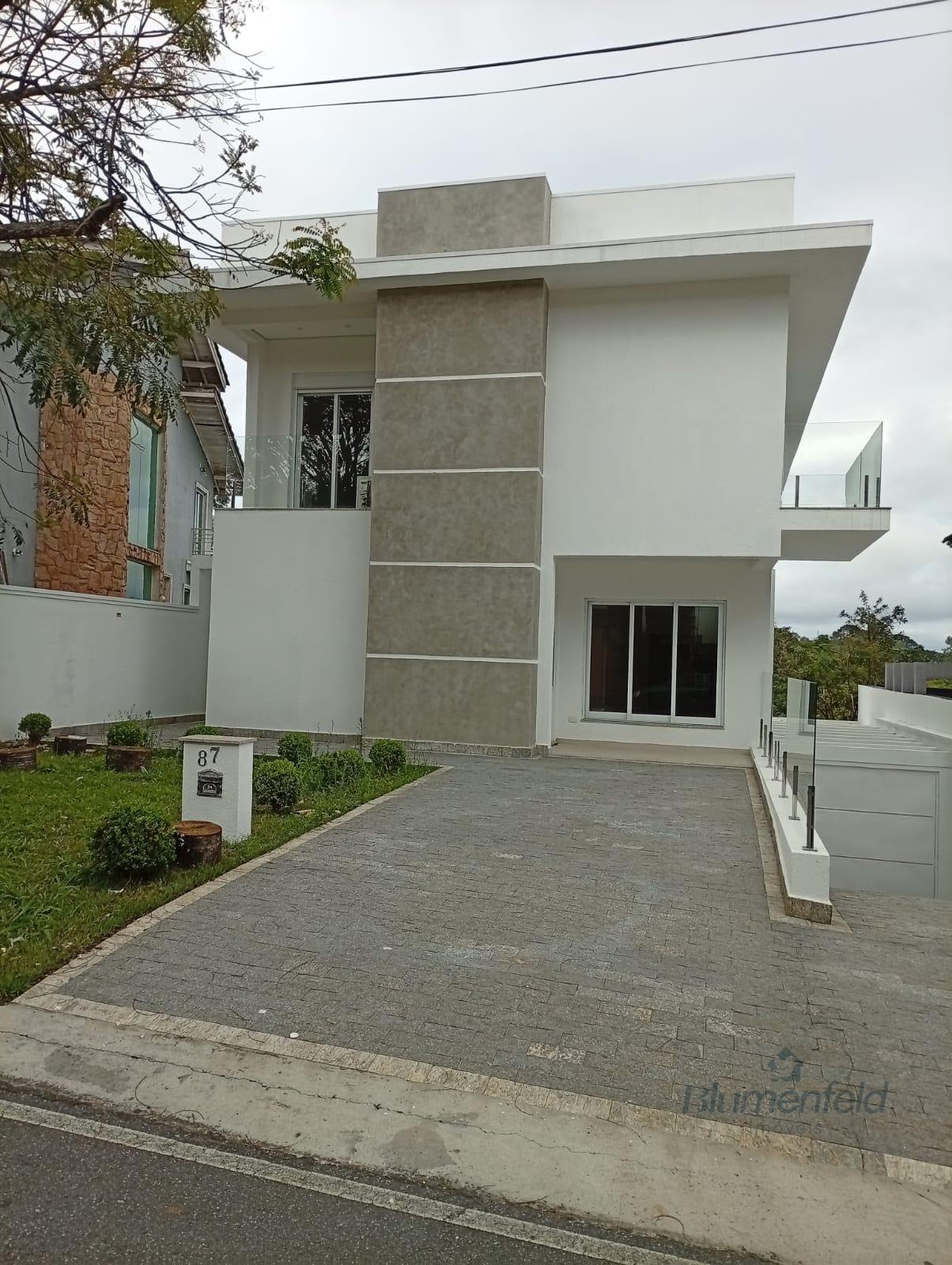 Casa à venda com 4 quartos, 8 banheiros, 3 vagas e 311m² no Condominio Arujazinho V, Arujá — foto principal