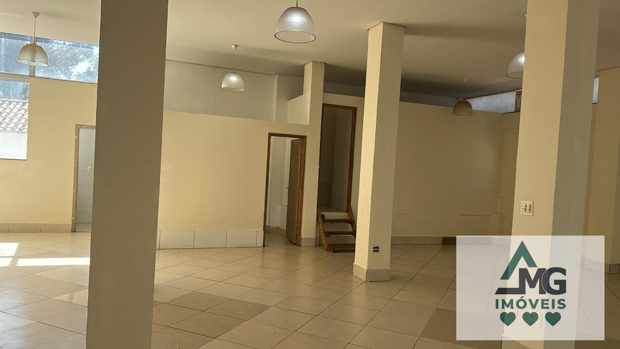 Comercial para alugar com 2 banheiros e 270m² no Jardim Santa Tereza, Três Corações (MG) — foto 4 de 9