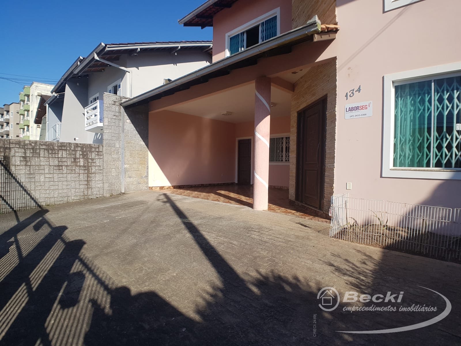 Casa à venda com 4 quartos, 1 suíte, 2 vagas e 126m² no Itaum, Joinville (SC) — foto 7 de 30