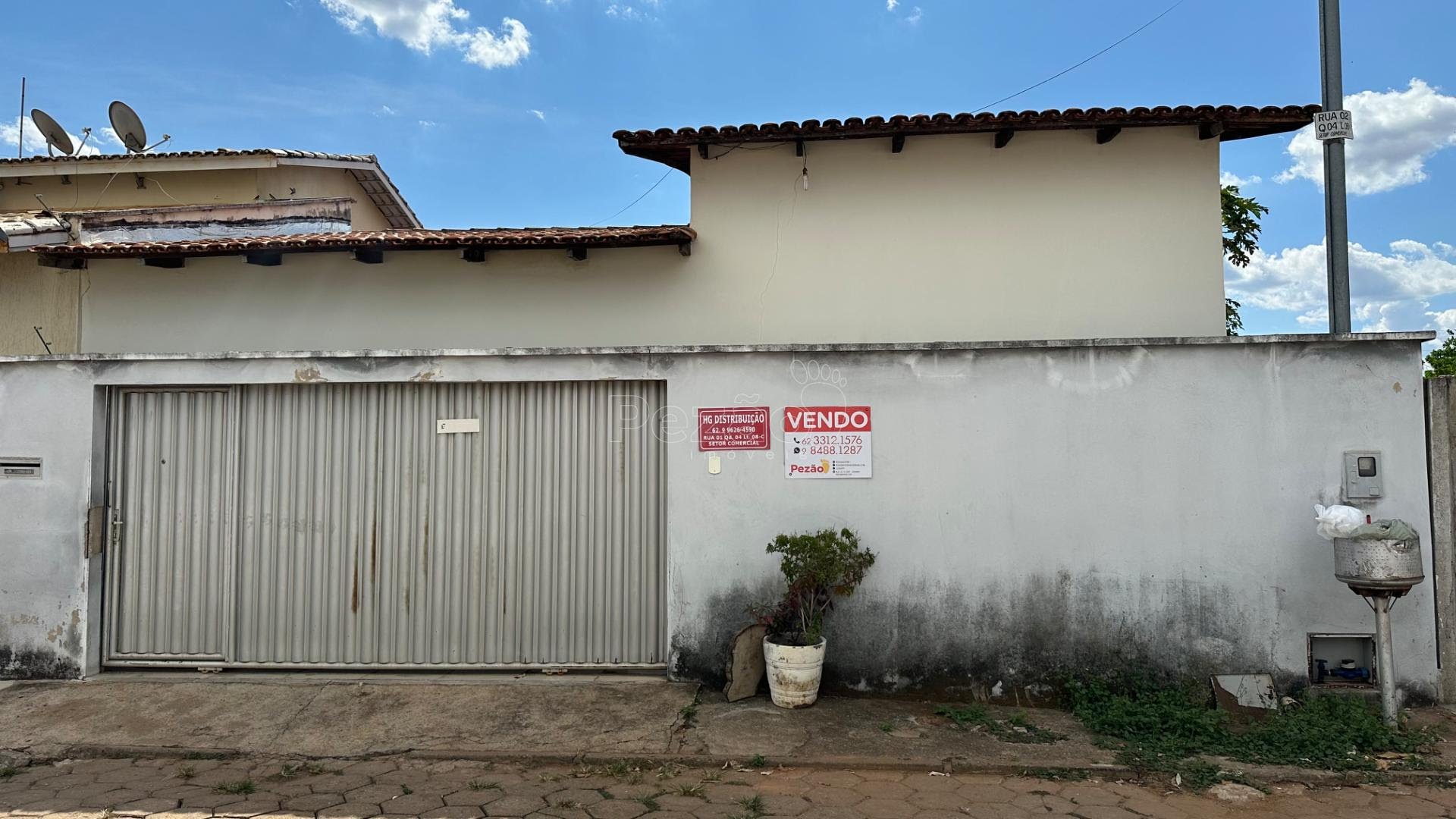 Casa à venda com 3 quartos, 2 banheiros, 1 vaga e 160m² no Setor Comercial, Itapuranga — foto principal