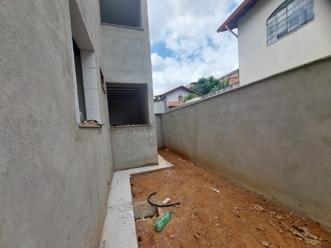 Casa à venda com 3 quartos, 1 suíte, 2 vagas e 86m² no Etelvina Carneiro, Belo Horizonte (MG) — foto 17 de 25