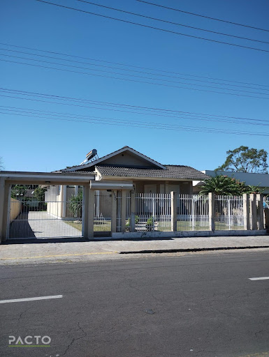  3 dormitórios, 1 suíte, 2 banheiros por R$ 1.550.000. ótima localização, Area centra da cidade