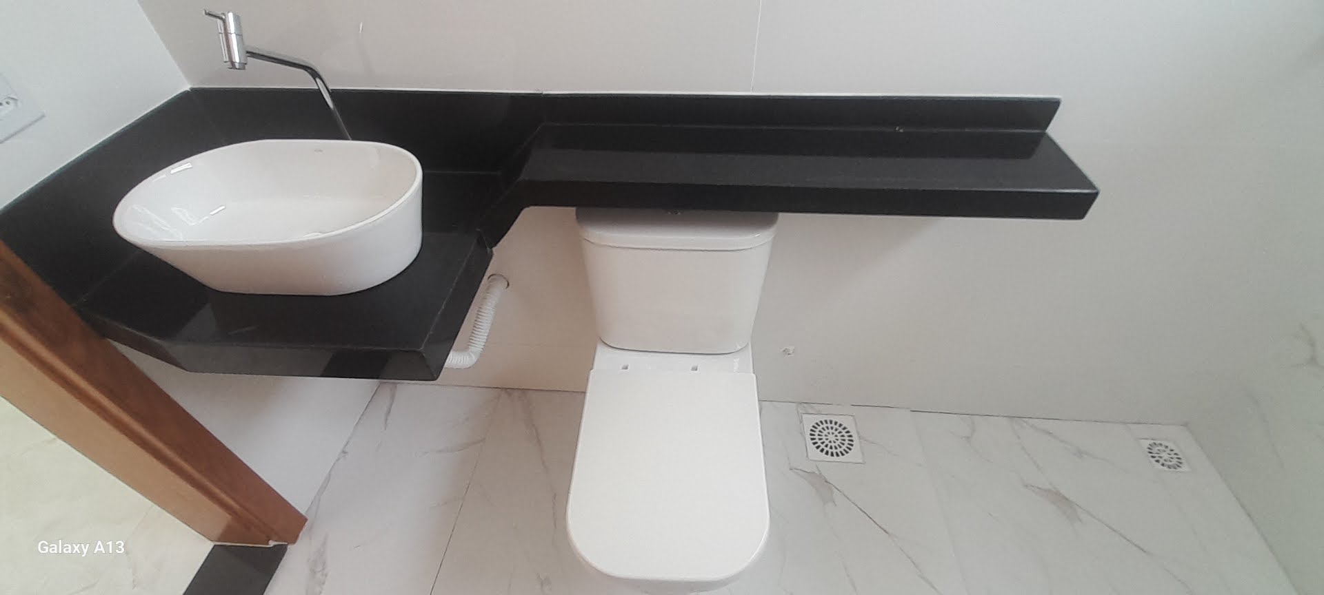 Casa à venda com 3 quartos, 1 suíte, 4 vagas e 247m² no Boa Esperança, Santa Luzia (MG) — foto 27 de 30