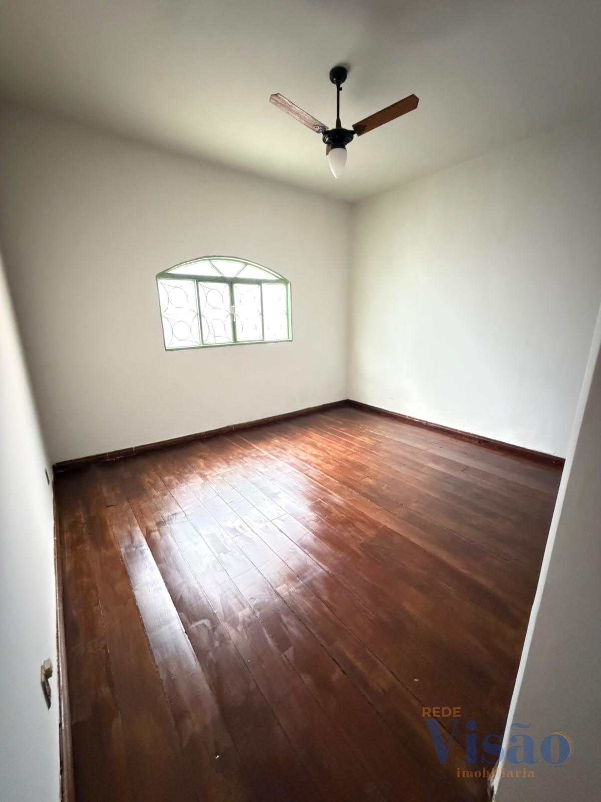Casa à venda com 4 quartos, 1 suíte e 2 vagas no Amoreiras, Paracatu (MG) — foto 10 de 21