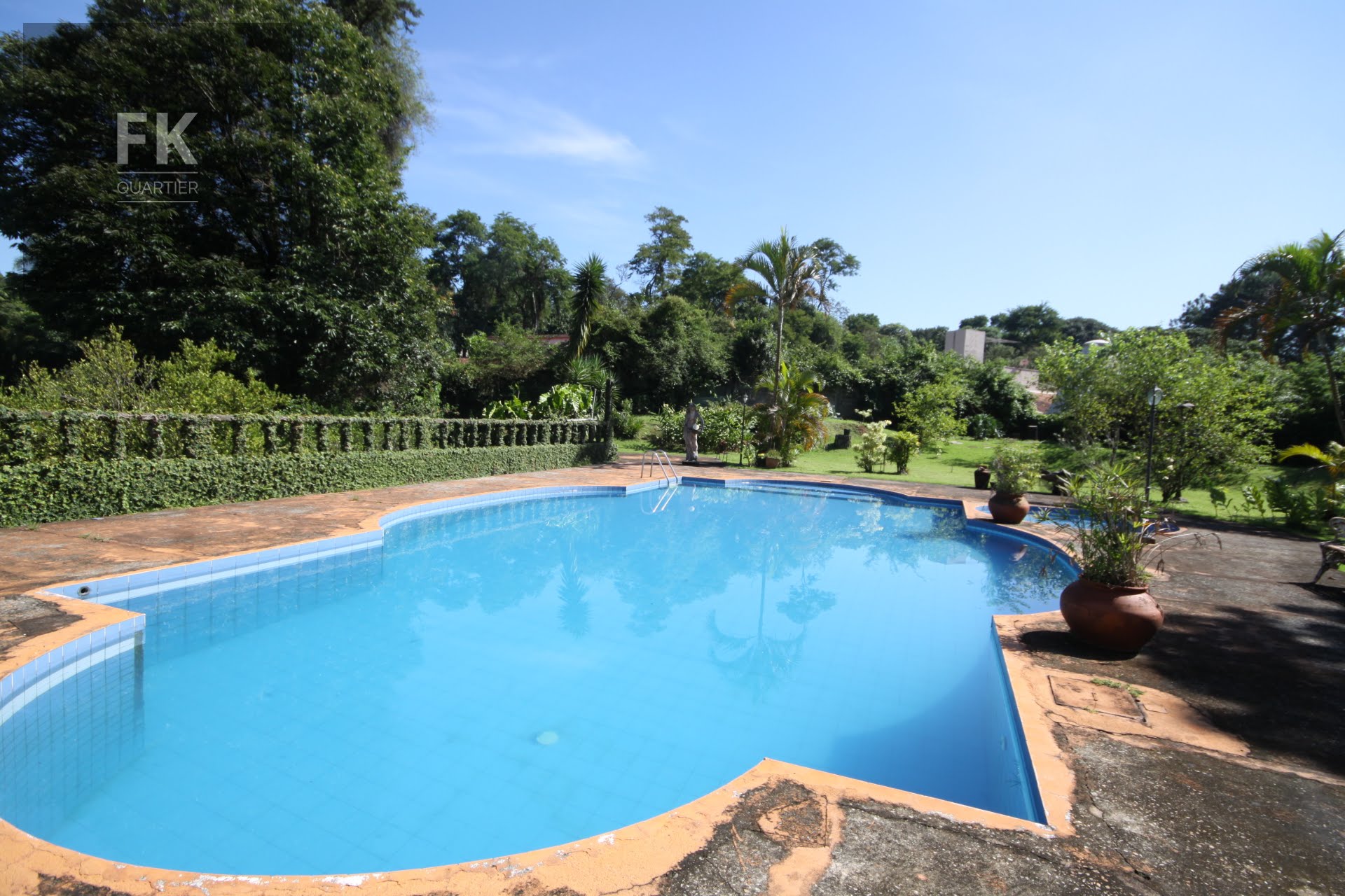 Casa à venda com 4 quartos, 4 suítes, 4 vagas e 1106m² no Chácaras do Peroba, Jandira (SP) — foto 15 de 24