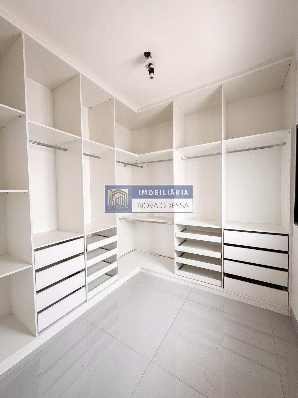 Casa à venda com 2 quartos, 2 suítes e 4 vagas no Parque Residencial Klavin, Nova Odessa (SP) — foto 13 de 15