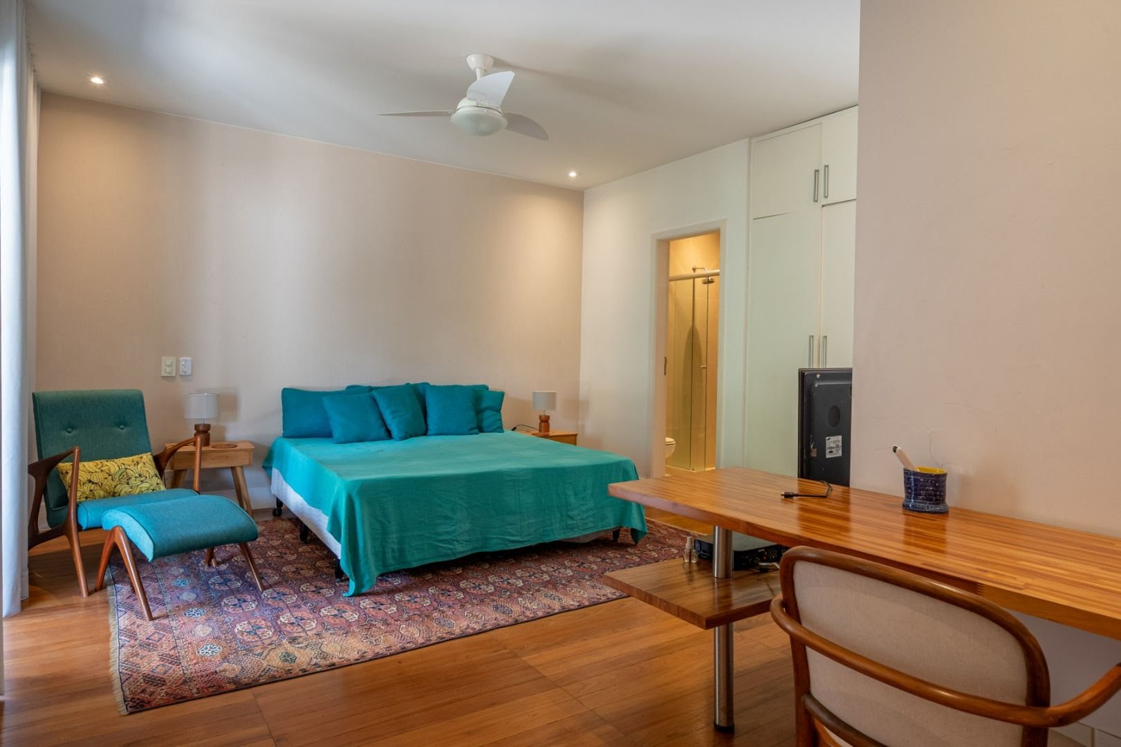 Apartamento para alugar com 4 quartos, 3 suítes, 1 vaga e 250m² no Leblon, Rio de Janeiro (RJ) — foto 11 de 30