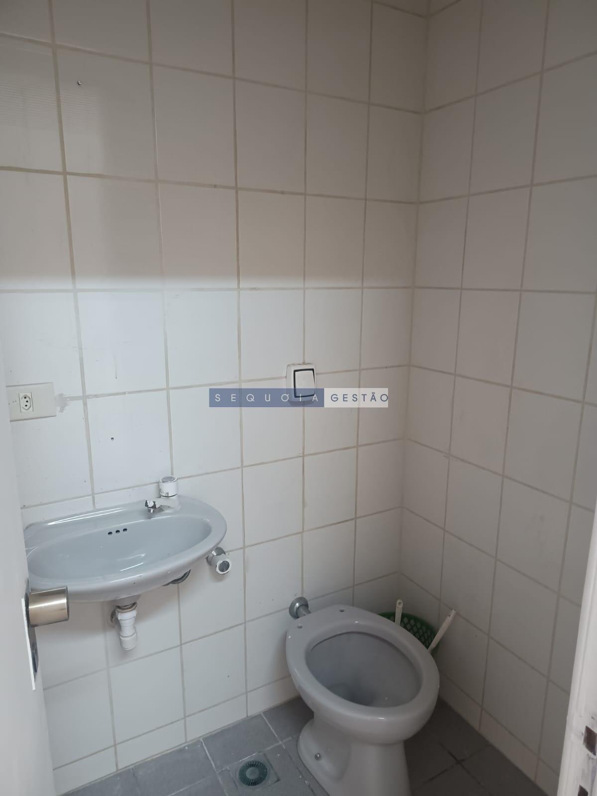 Comercial à venda com 3 banheiros e 123m² no Centro, Curitiba (PR) — foto 22 de 27
