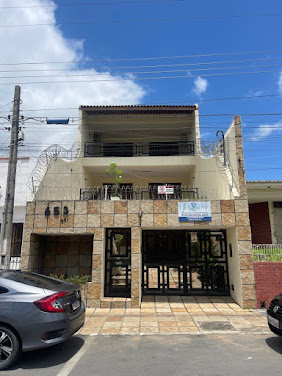 Casa Comercial em Centro  -  Sobral