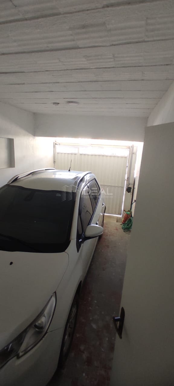 Casa de 4 quartos para venda na Av. Alberto Torres - Campos dos Goytacazes, RJ