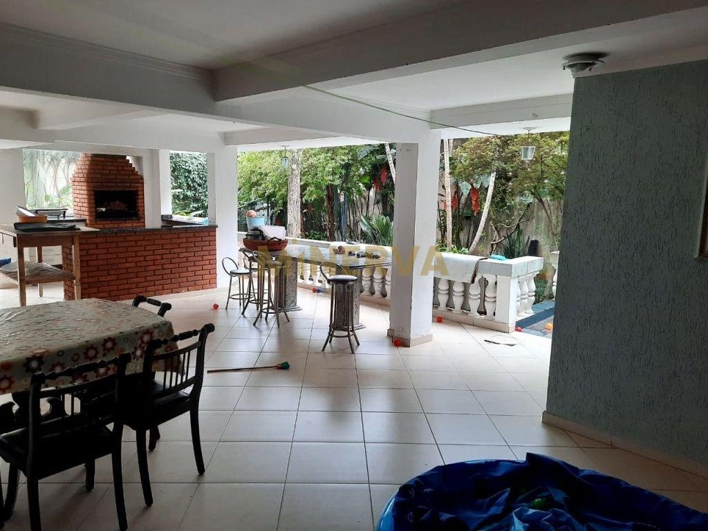 Casa à venda com 4 quartos, 2 suítes, 4 vagas e 446m² no Vila Bertioga, São Paulo (SP) — foto 19 de 28