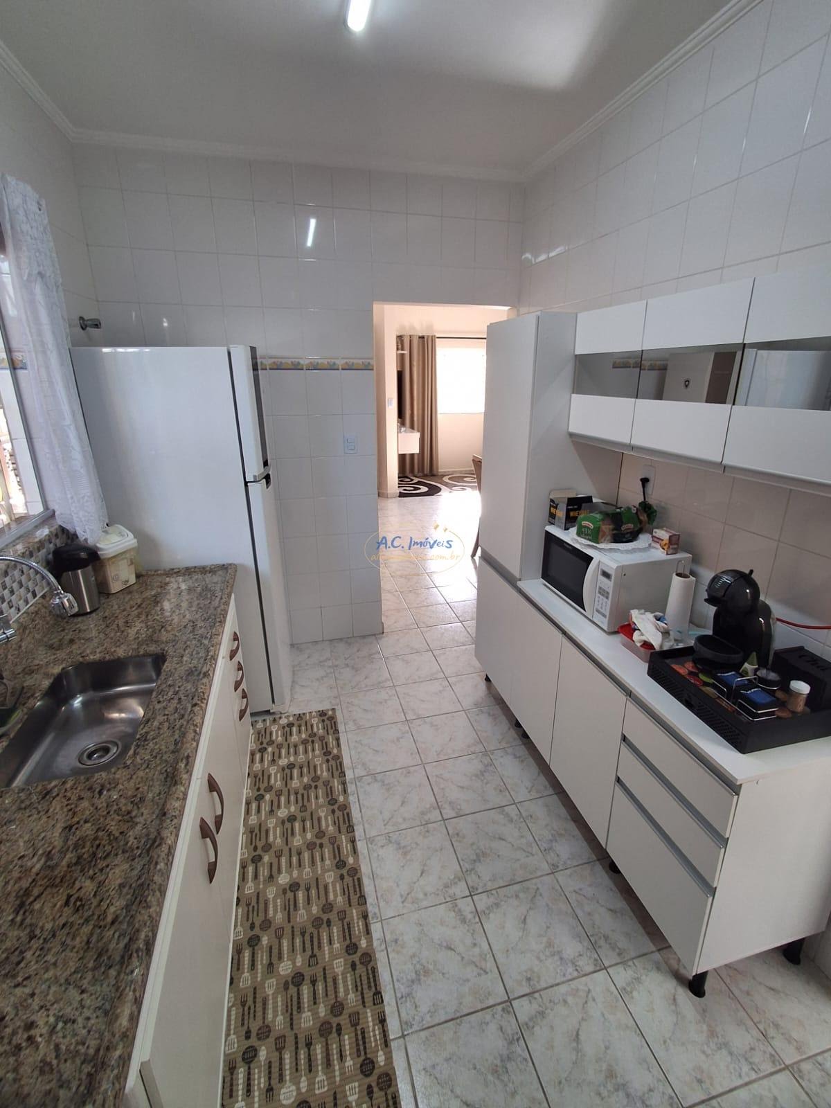 Casa à venda com 2 quartos, 1 suíte, 3 vagas e 95m² no Canto do Forte, Praia Grande (SP) — foto 5 de 16