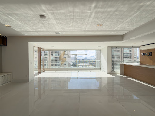 Apartamento venda condominio plaza mayor Vila Leopoldina rua mergenthaler
