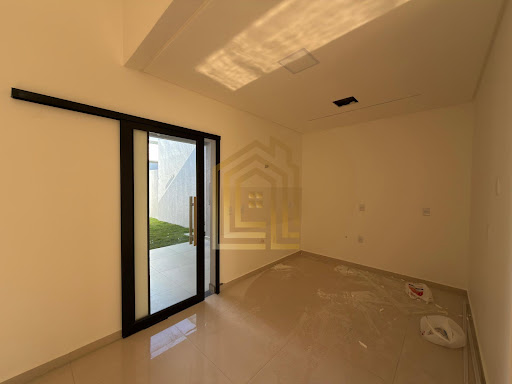 Casa à Venda no bairro Paraíso Tropical, Cascavel – 2 Quartos, 78m²
