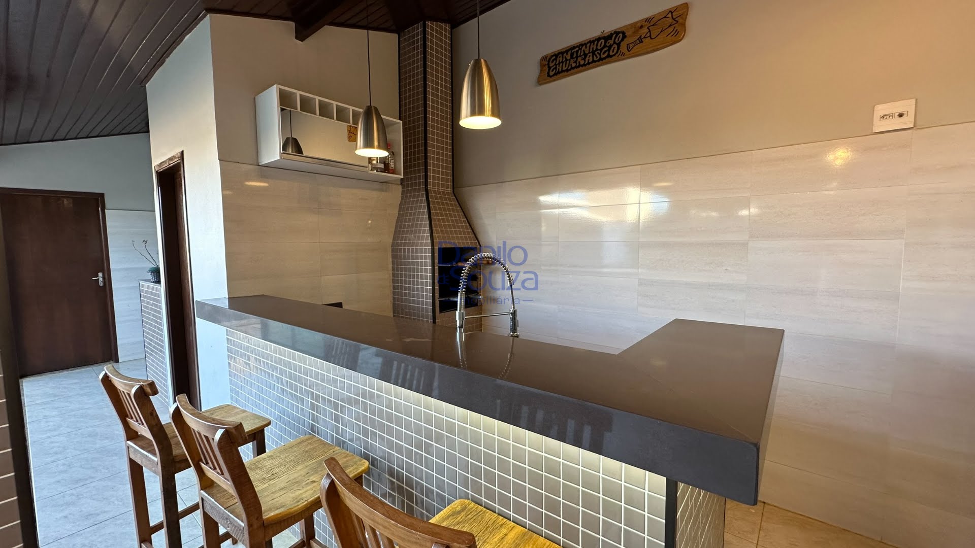Casa à venda com 3 quartos, 1 suíte, 2 vagas e 360m² no Jardim Imperial, Araxá (MG) — foto 17 de 27
