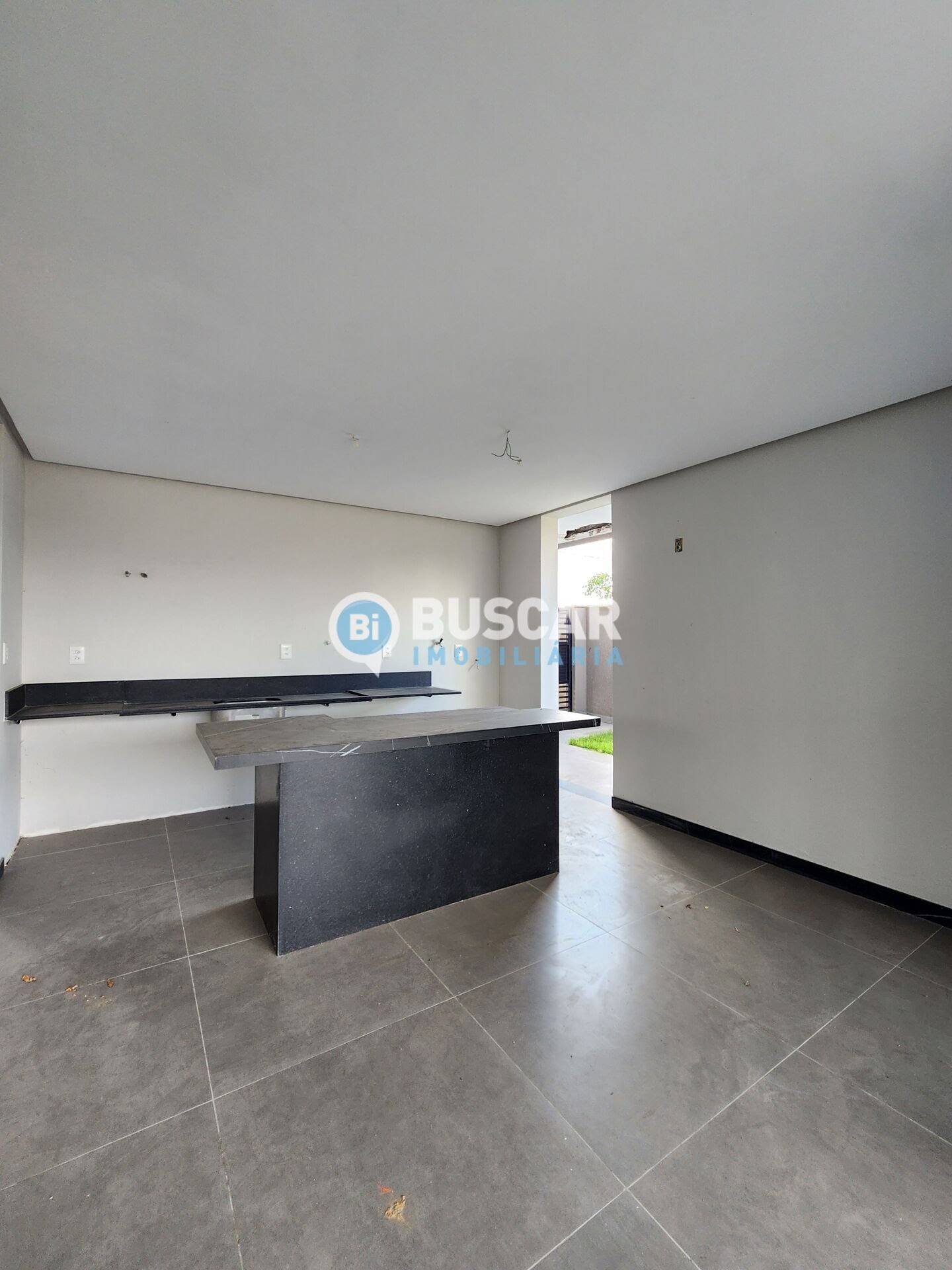 Casa à venda com 4 quartos, 4 suítes, 4 vagas e 400m² no Vale do Jacuípe, Feira de Santana (BA) — foto 4 de 21