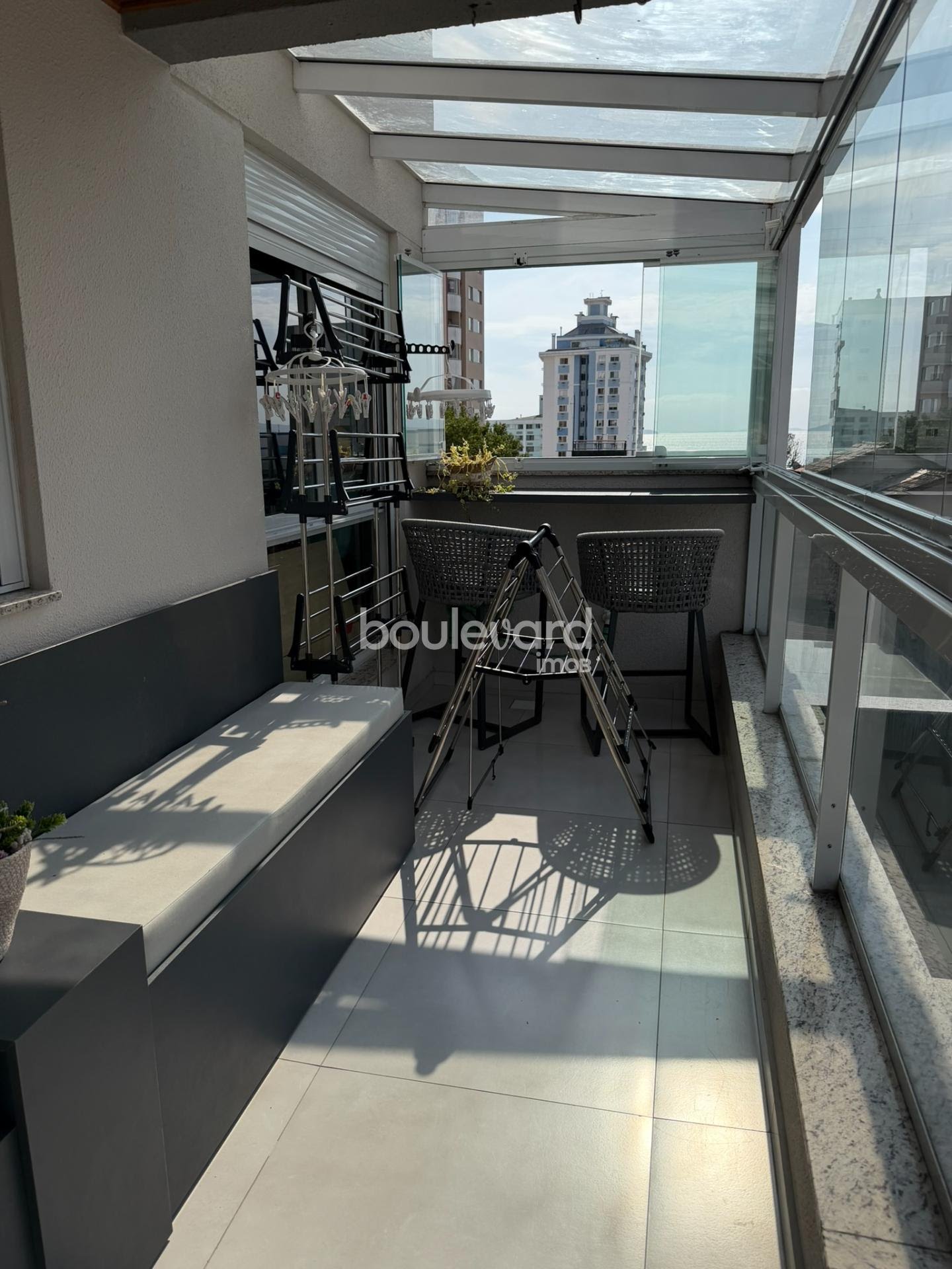 Apartamento à venda com 3 quartos, 1 suíte, 1 vaga e 83m² no Barreiros, São José (SC) — foto 10 de 30