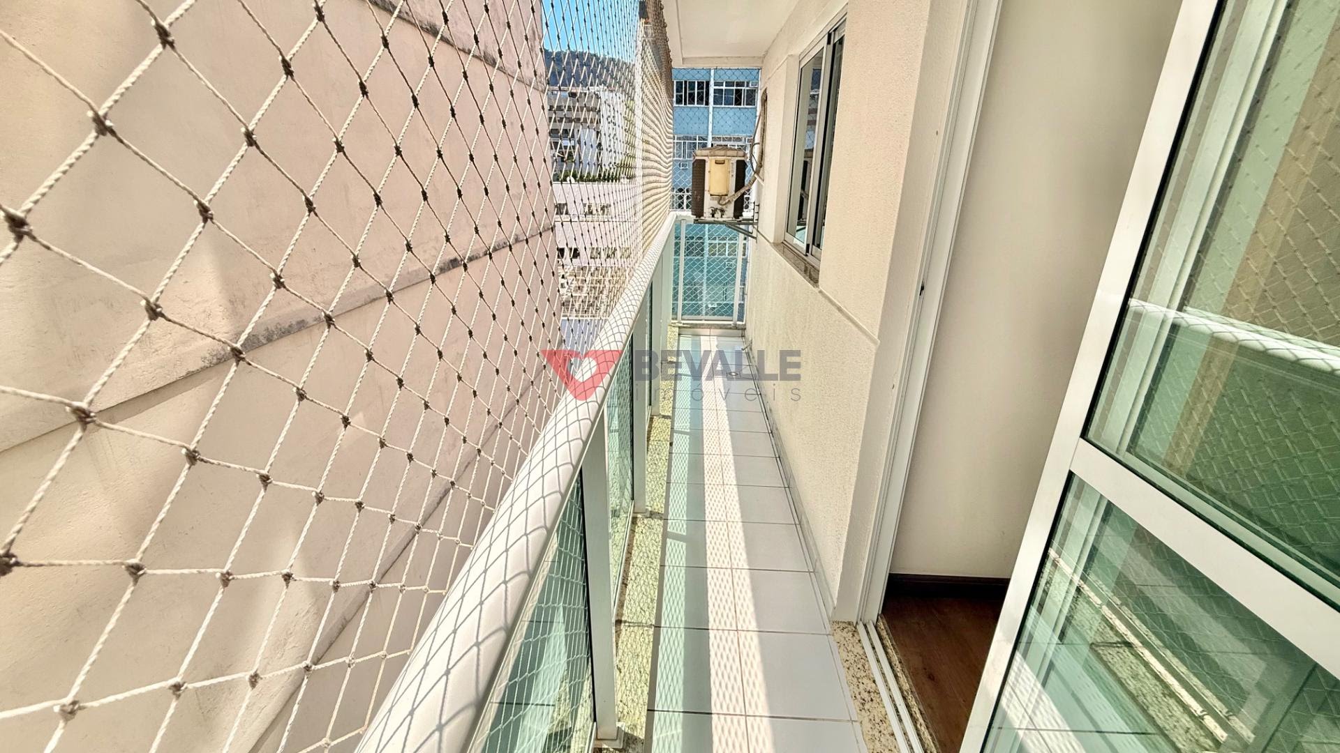 Apartamento à venda com 2 quartos, 1 suíte, 1 vaga e 67m² no Botafogo, Rio de Janeiro (RJ) — foto 8 de 23