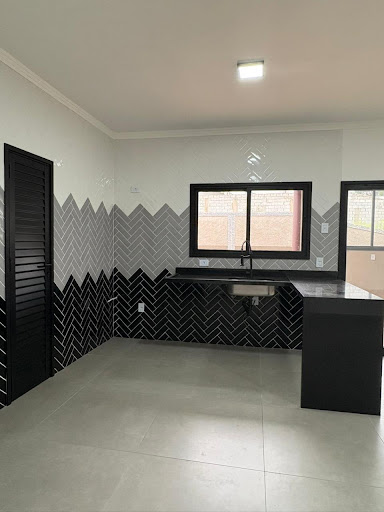 VENDA CASA ALTO PADRÃO NO SERRA DE ATIBAIA COM 3 SUÍTES