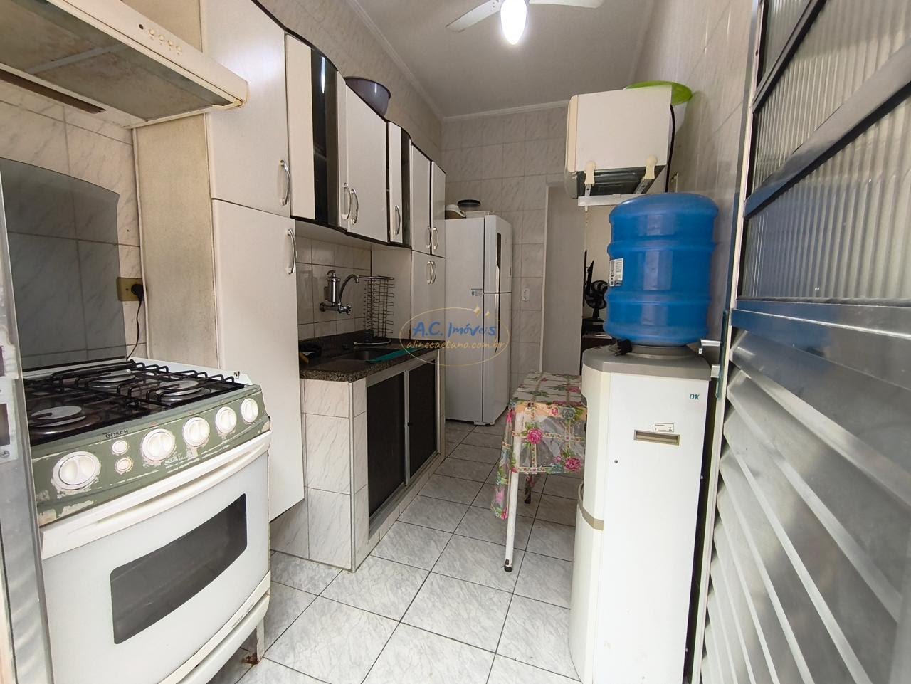 Casa à venda com 1 quarto, 1 banheiro, 1 vaga e 50m² no Aviação, Praia Grande (SP) — foto 9 de 10