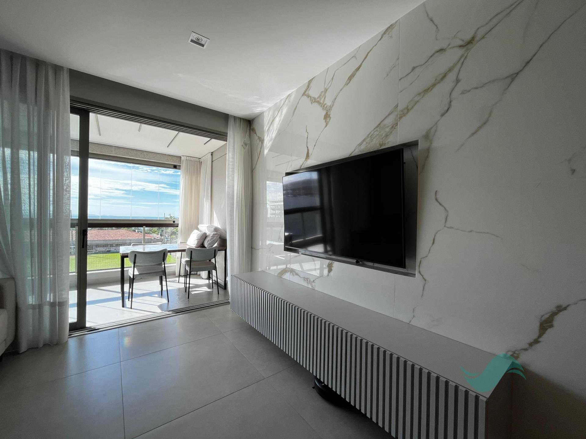 Apartamento à venda com 3 quartos, 3 suítes, 2 vagas e 124m² no Jurerê, Florianópolis (SC) — foto 8 de 23