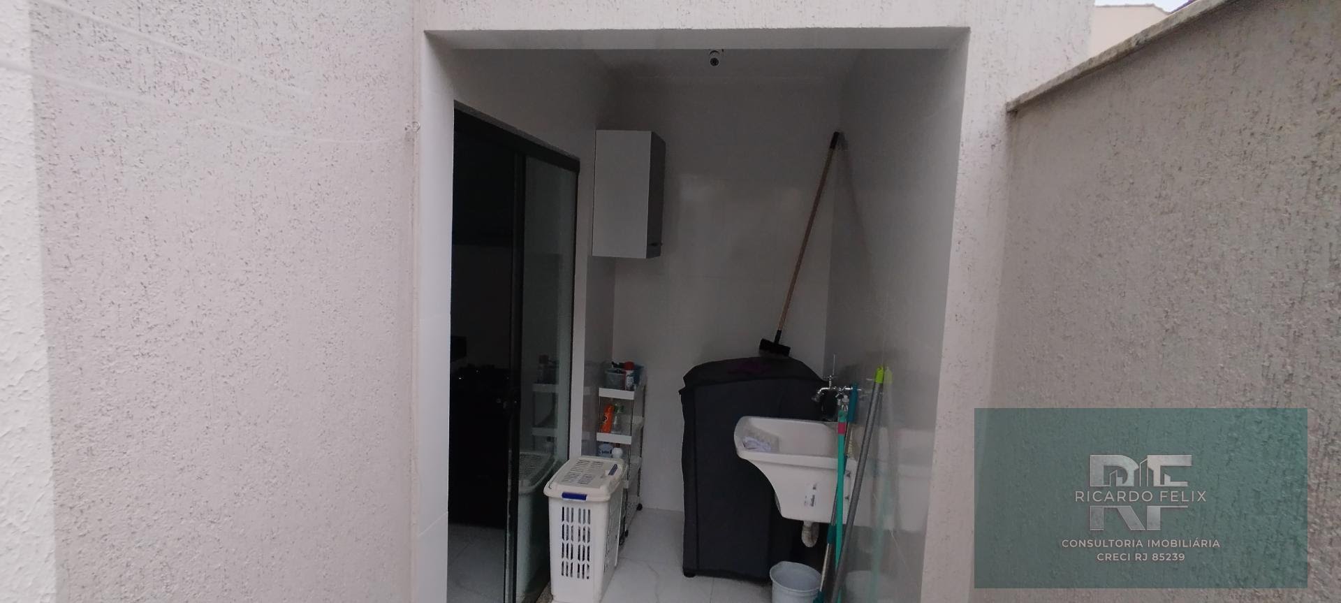 Casa à venda com 3 quartos, 2 suítes, 1 vaga e 90m² no Village Rio das Ostras, Rio das Ostras (RJ) — foto 22 de 23