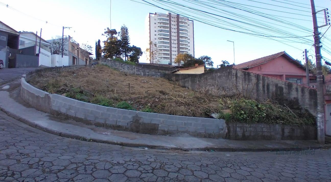Terreno à venda com 441m² de terreno no Jardim Renata, Arujá (SP) — foto 2 de 3