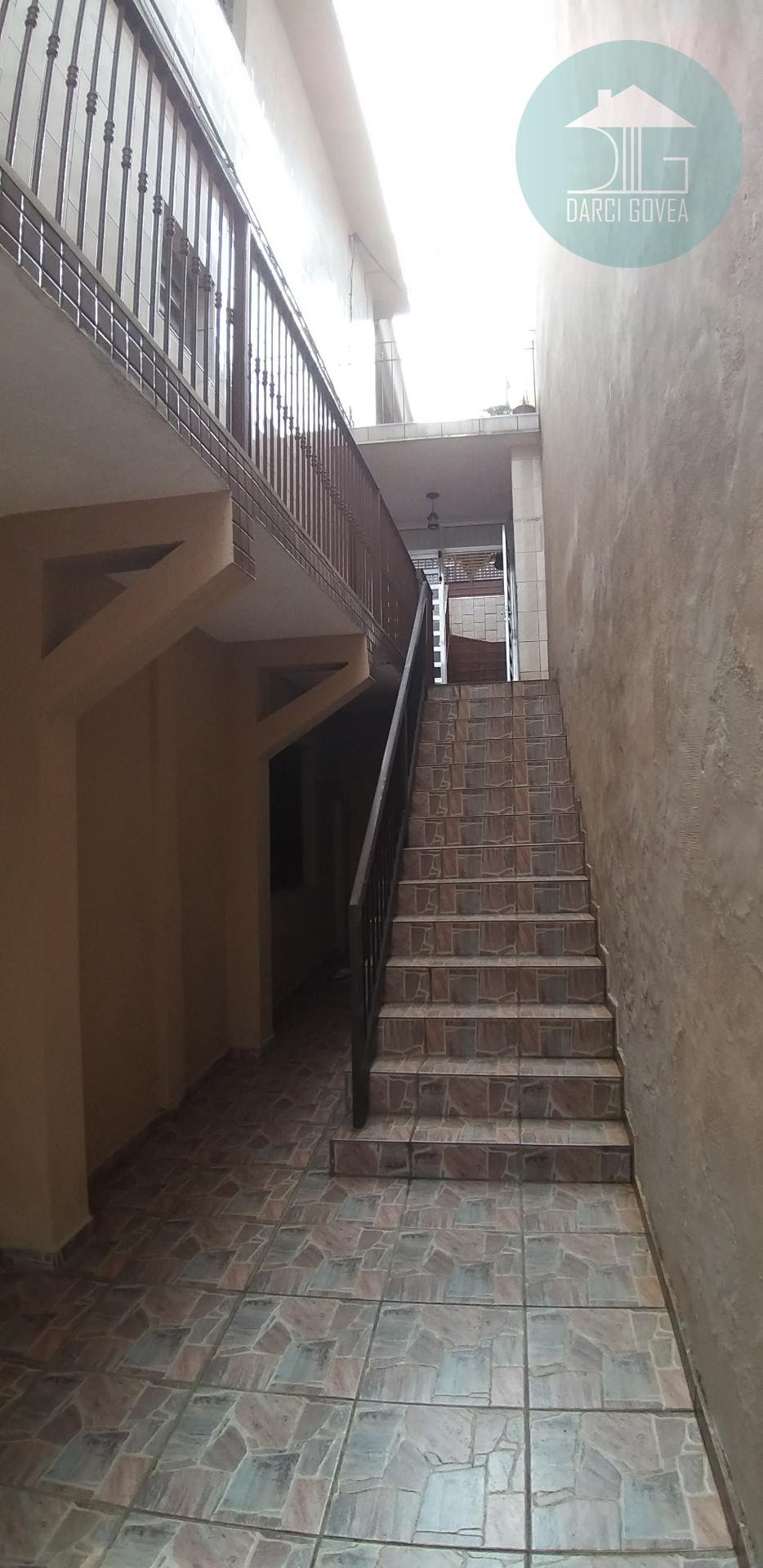 Casa à venda com 4 quartos, 3 banheiros, 2 vagas e 180m² no Vila Paiva, São Paulo (SP) — foto 2 de 30