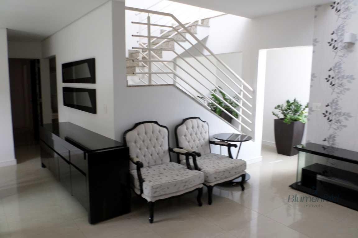 Casa à venda com 4 suítes, 4 vagas e 296m² no Arujazinho IV, Arujá (SP) — foto 3 de 29