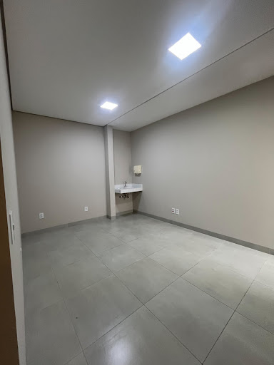 Sala em Centro  -  Adamantina
