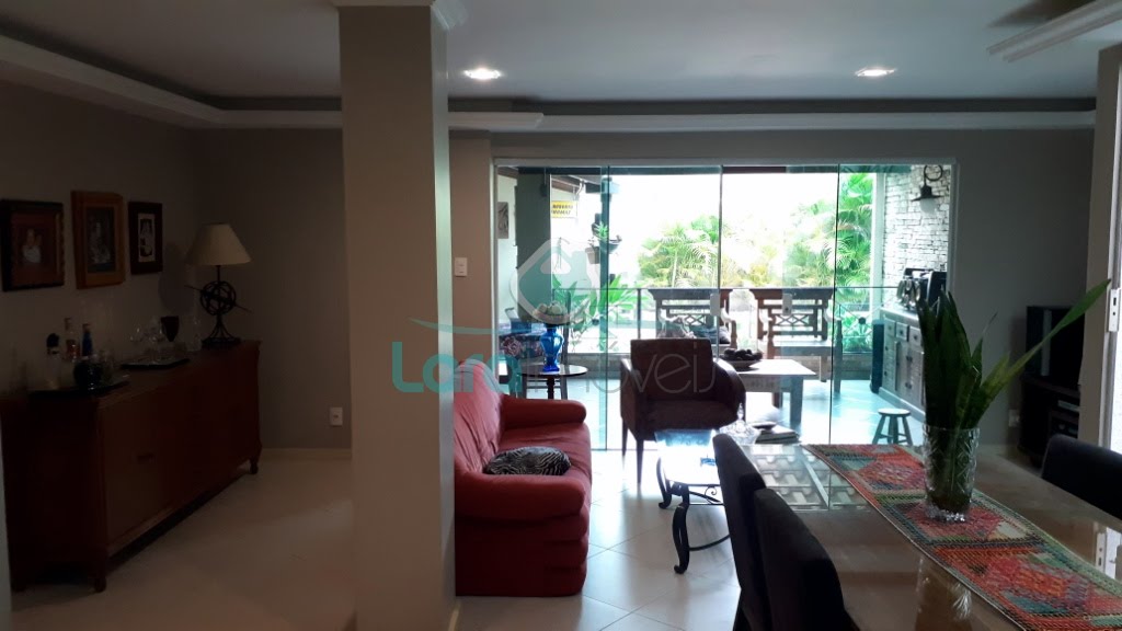 Casa à venda com 4 quartos, 1 suíte, 2 vagas e 300m² no Granja dos Cavaleiros, Macaé (RJ) — foto 14 de 30