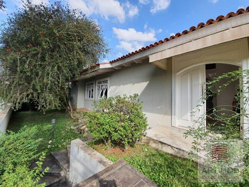 Casa à Venda no Jardim Guedala SP: 443m², 3 Suítes, 5 Banheiros