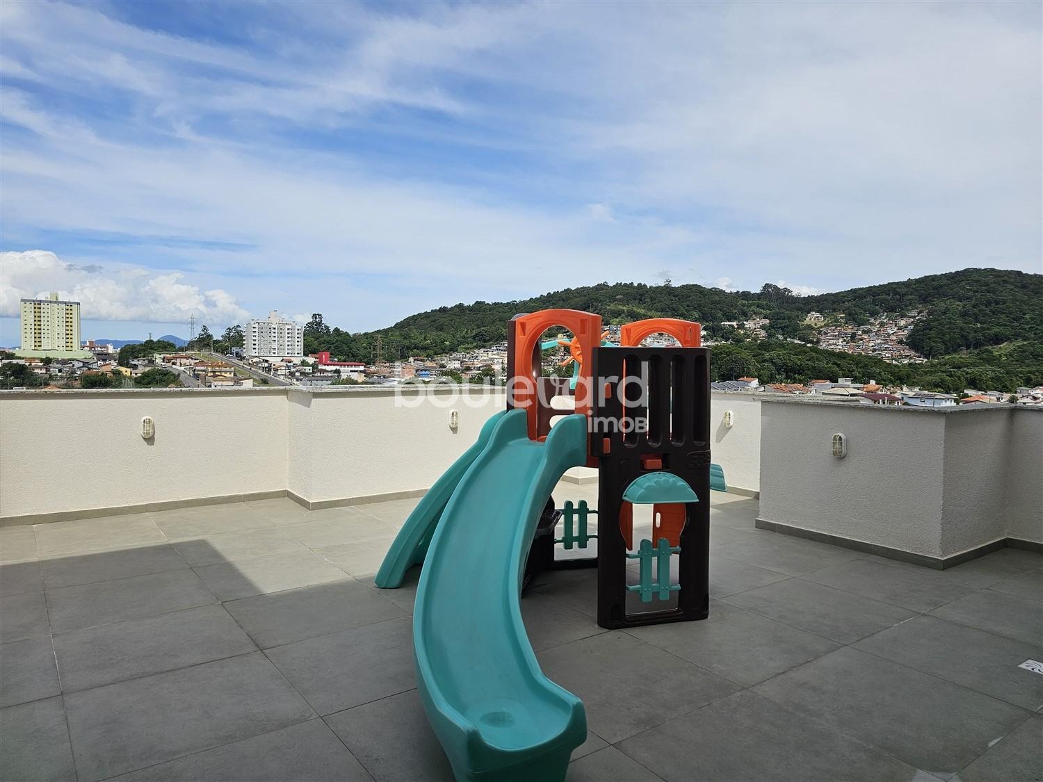 Apartamento à venda com 2 quartos, 1 suíte, 1 vaga e 70m² no Ipiranga, São José (SC) — foto 15 de 22