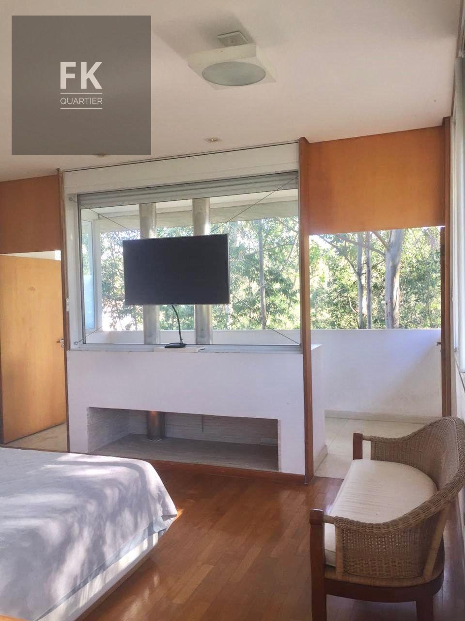 Casa para alugar com 4 quartos, 4 suítes, 7 vagas e 900m² no Residencial Tamboré, Barueri (SP) — foto 14 de 21