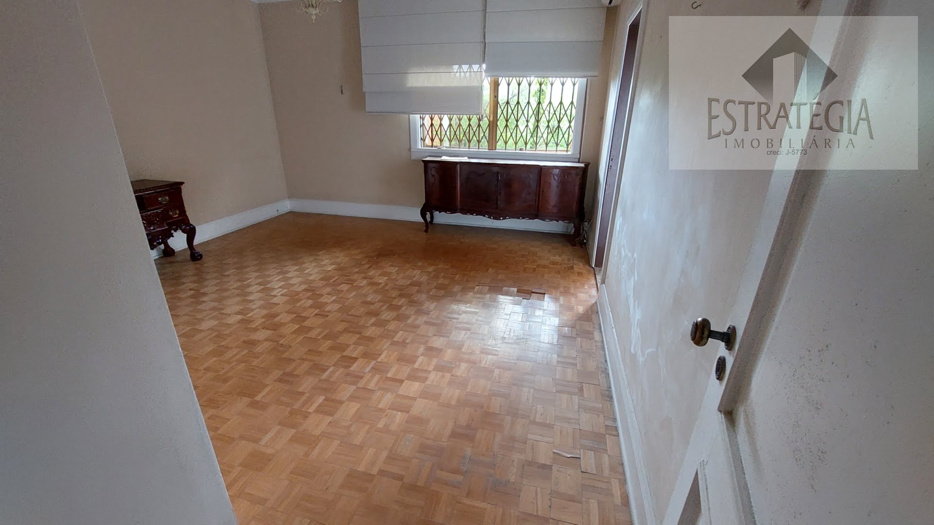 Casa à venda com 4 quartos, 4 suítes, 5 vagas e 1000m² no Quitandinha, Petrópolis (RJ) — foto 29 de 30